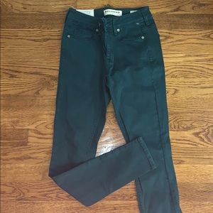Bullhead Denim Co. High Rise Skinniest Jean